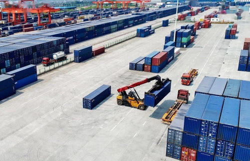 沙坪坝 港产城景融合联动，多式联运服务赋能开放高地建设